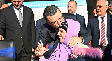 Binlercesine dokundular, ihtiyaçları karşıladılar