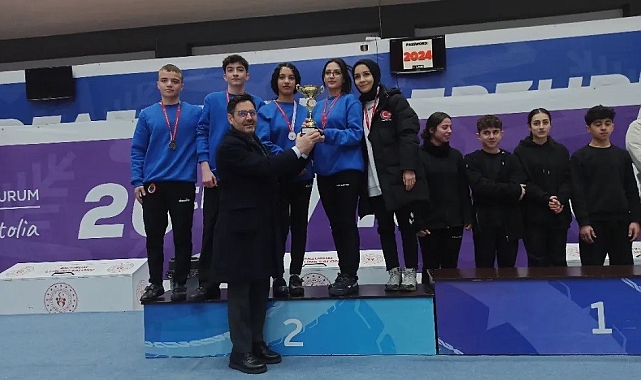 Buzun satrancında EİT oscarları sahiplerini buldu