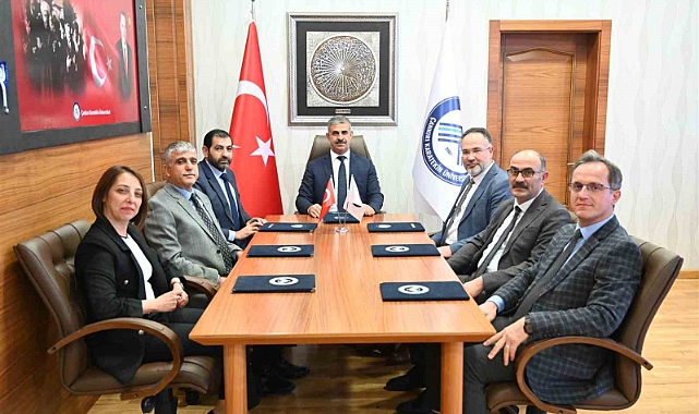 ÇAKÜ’nün akreditasyon başarısı: Türkiye’de ilk 10’uncu sırada