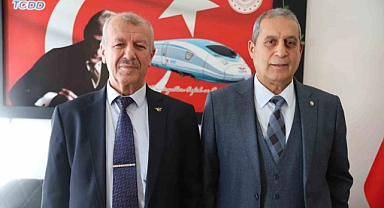 Devlet Demiryolları’na adanan iki ömür