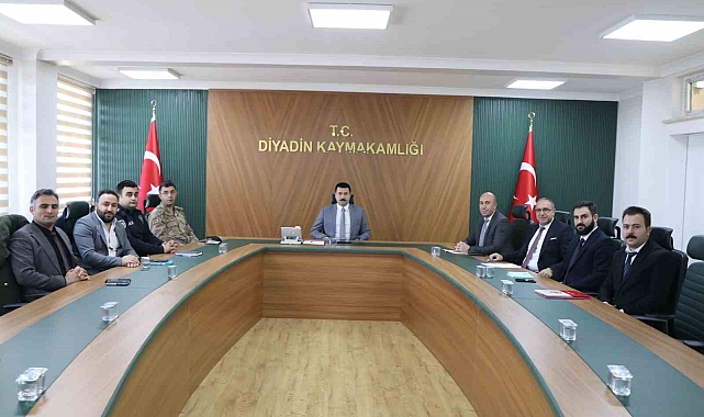 Diyadin'de "En İyi Narkotik Polisi Anne" toplantısı