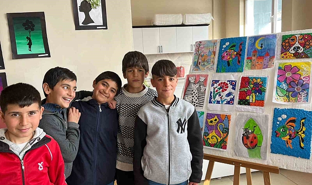 Diyadin'de öğrenciler yeteneklerini sergiledi