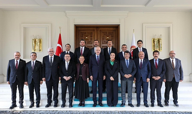 Doğu Anadolu Milletvekilleri TBMM Başkanı Kurtulmuş ile görüştü