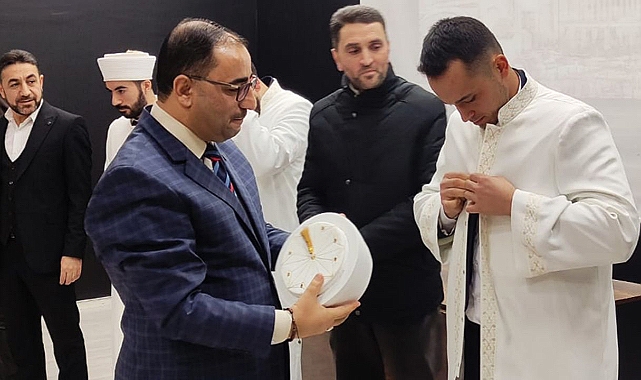 Doğubayazıt'a din görevlileri için sarık-cübbe giyme töreni düzenlendi