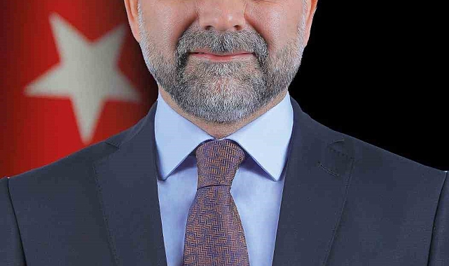 Dr. Mahmut Uçar'dan çalışan gazeteciler günü mesajı