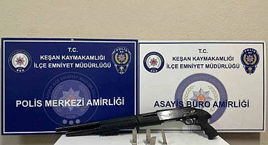 Edirne’de 3 adet ruhsatsız av tüfeği ele geçirildi