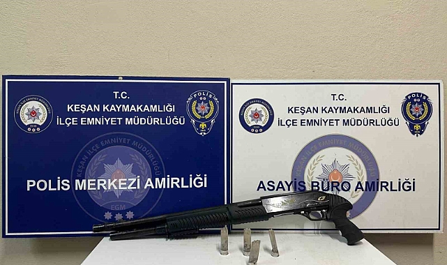Edirne’de 3 adet ruhsatsız av tüfeği ele geçirildi