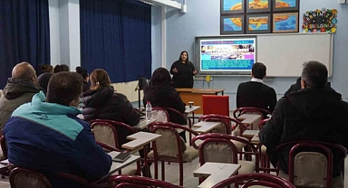 Edirne’de veliler haftanın 1 günü okula gidiyor
