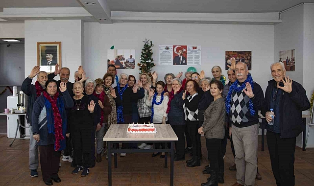 Emekliler, yeni yıla emekli evlerinde girdi