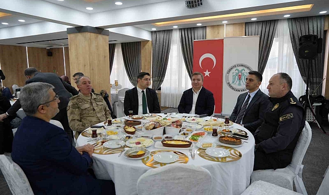 Erzincan Valisi Hamza Aydoğdu 10 Ocak Çalışan Gazeteciler Günü'nü kutladı