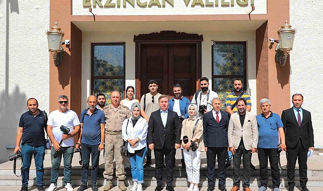 Erzincan Valisi Hamza Aydoğdu: "Özverili ve fedakârca çalışmalarınız, halkımızın doğru bilgiye erişimindeki en güçlü dayanaklardan biridir"