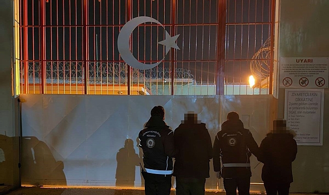 Erzincan'da göçmen kaçakçılığı suçundan 2 kişi tutuklandı