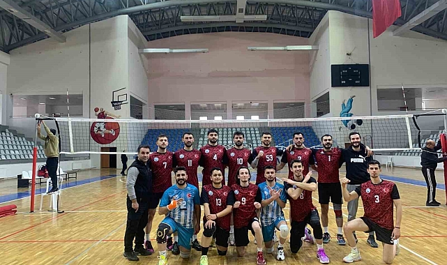 Erzurum Gençlik Spor Voleybol Kulübü deplasmandan 3 puanla dönüyor