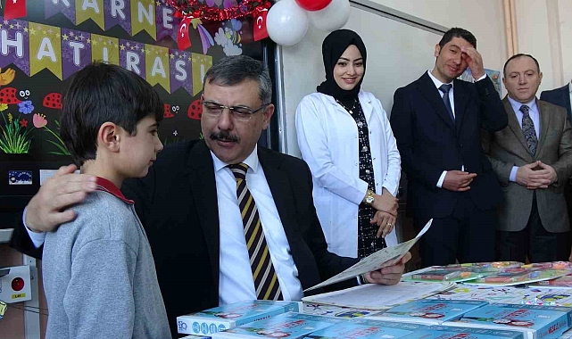 Erzurum'da 176 bin 474 öğrenciye ara tatil