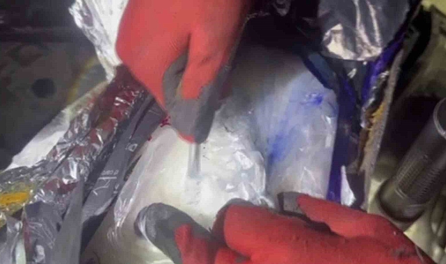 Erzurum'da akü içerisinde saklanmış uyuşturucu ele geçirildi