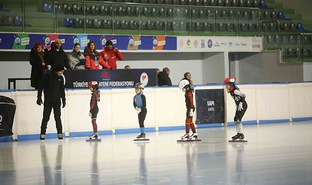 Erzurum'da short track yarışları başladı