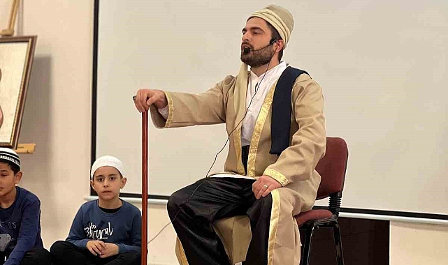 Erzurumlu çocuklar meddah ile tanıştı