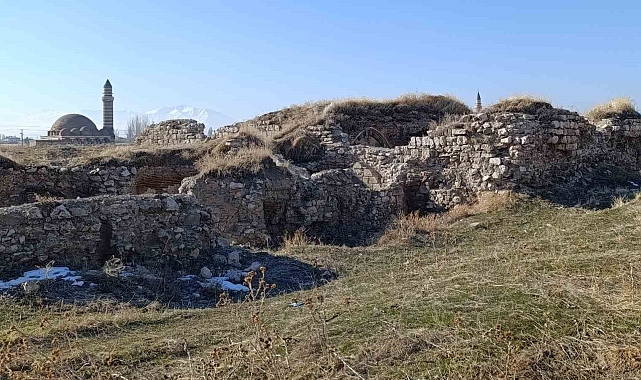 Eski Van Şehri görkemli geçmişine kavuşuyor
