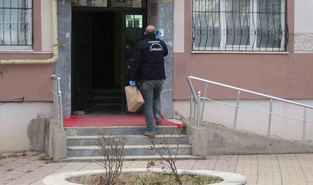 Evinde yaralı olarak bulunan şahıs kurtarılamadı