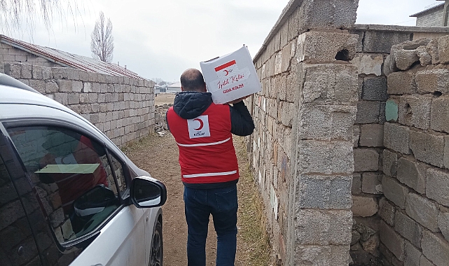 Genç Kızılay Erciş'in İyilik Hareketi Devam Ediyor!