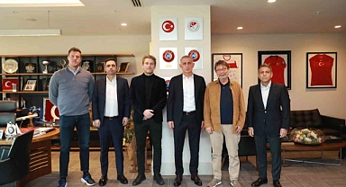 Göztepe Kulübü’nden, TFF Başkanı Hacıosmanoğlu’na ziyaret