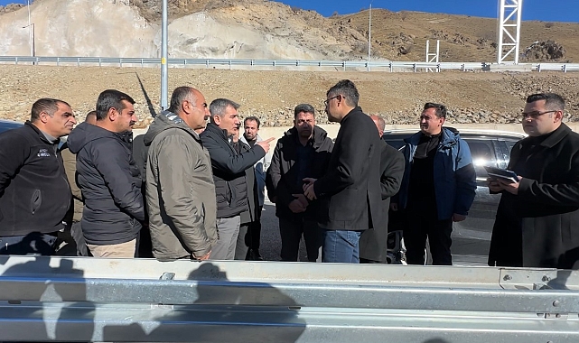 Hakkari Valisi Ali Çelik: "Yüksekova-Yeni Köprü Tüneli çift girişli halkın hizmetine açıldı"