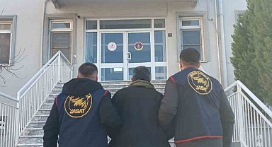 Hırsızlık suçundan aranan şahıs Söke’de yakalandı