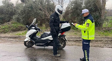 İncirliova’da jandarmadan motosiklet sürücülerine bilgilendirme