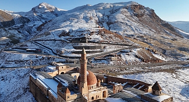 İshak Paşa Sarayı, 2024 yılında 260 bin ziyaretçi ağırladı (Videolu Haber)