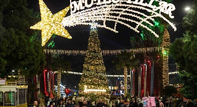 İzmir 2025’i Kültürpark’ta coşkuyla karşıladı