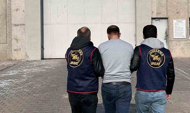 Jandarma Iğdır'da 12 yıl 6 ay hapis cezası bulunan şahıs yakalandı