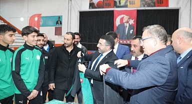 Kars’ta amatör spor kulüplerine malzeme desteği
