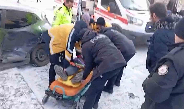 Kars'ta trafik kazası: 1 yaralı