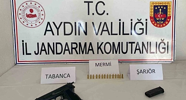 Kuşadası’nda ruhsatsız tabanca ele geçirildi