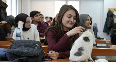 ‘Labne’ fakültede öğrencilerle derslere giriyor