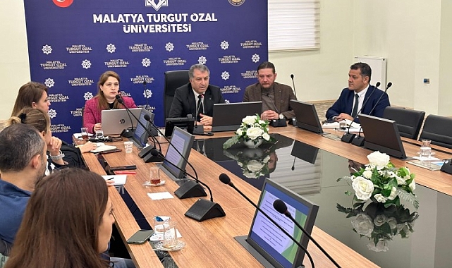 Malatya Turgut Özal Üniversitesi'nde proje yazma eğitimi düzenlendi