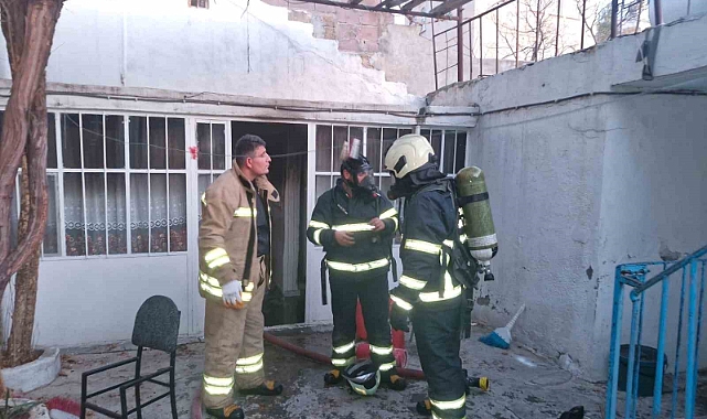 Mardin’de ev yangını