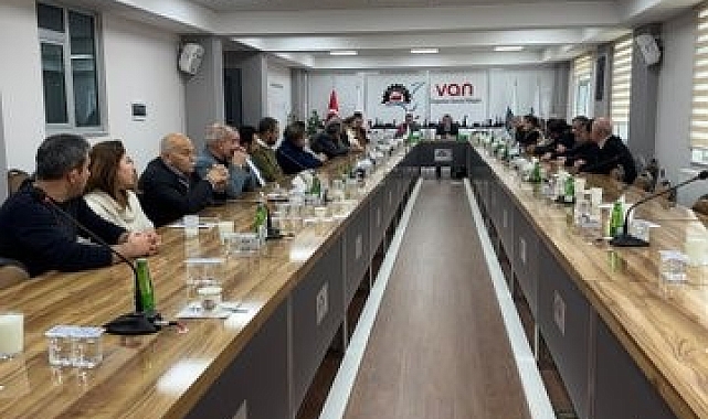 OSB Başkan Aslan, sanayicilerle bir araya geldi