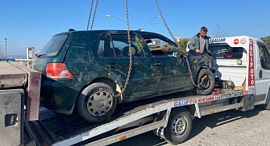 Otomobil köprüden dereye uçtu: 2 yaralı