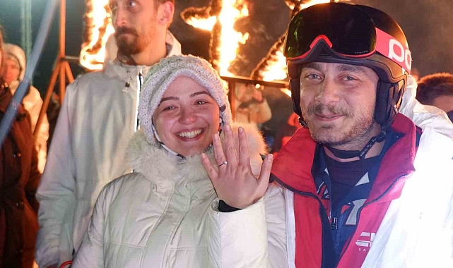 Palandöken kayak merkezinde sürpriz evlilik teklifi