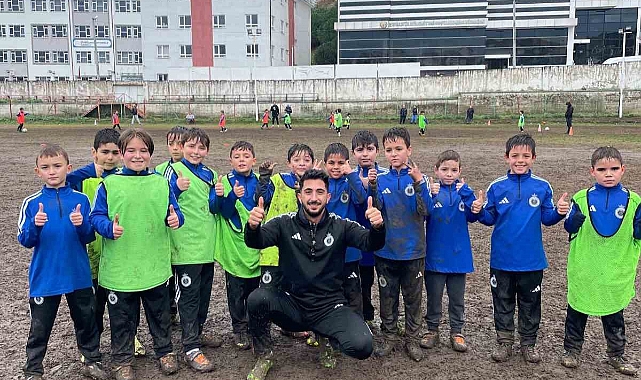 Patates tarlası değil, futbol sahası