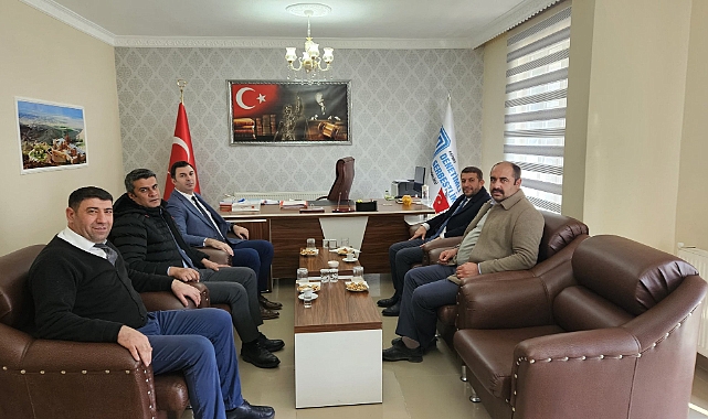 Patnos ilçe müftüsü Kamali ve Türkiye Diyanet Vakfı Patnos şubesi temsilcisi Atmaca'dan anlamlı ziyaret
