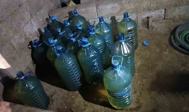 Polis Iğdır'da 2 bin 463 litre kaçak akaryakıt ele geçirdi