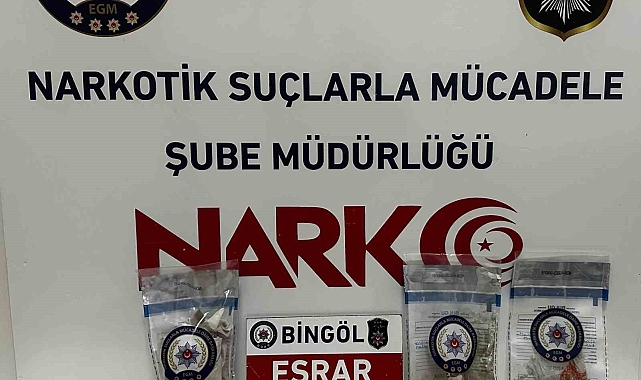Polis uyuşturucu tacirlerine operasyon düzenledi