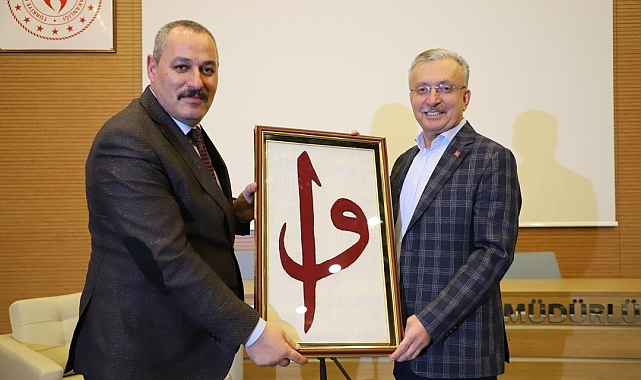 Rektör Levent Erzincan KYK öğrencileri ile buluştu