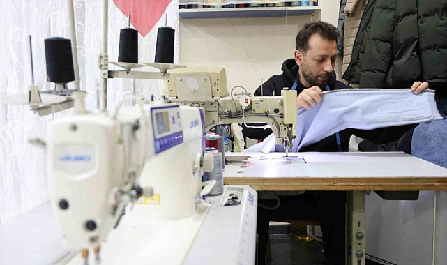 Sabahları terzi, akşamları müzisyen