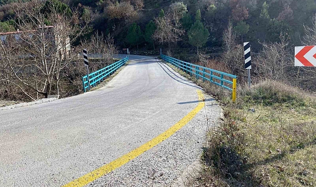 Salihli ve Alaşehir’de köprü korkulukları yenilendi