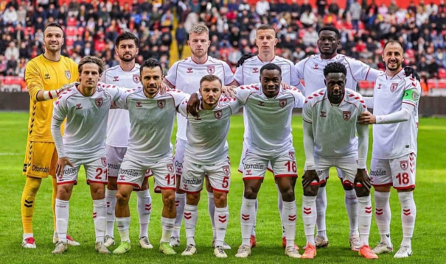 Samsunspor’un zirve mücadelesi sürüyor