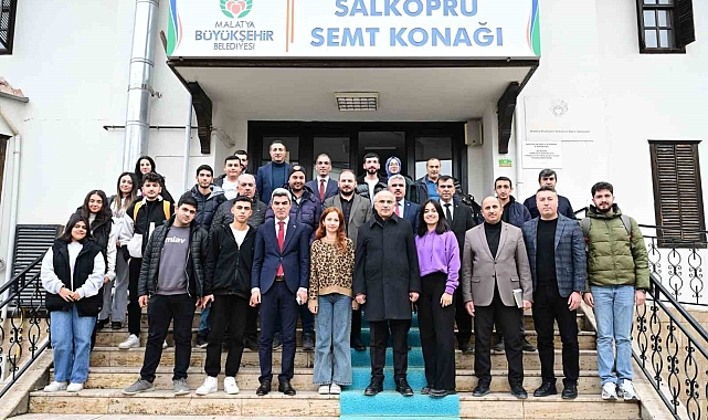 Semt konaklarında okuyan öğrencilere kitap desteği