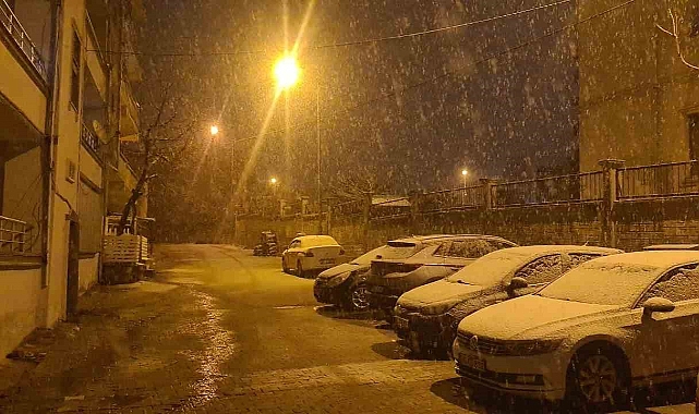 Siirt’te kar yağışı başladı